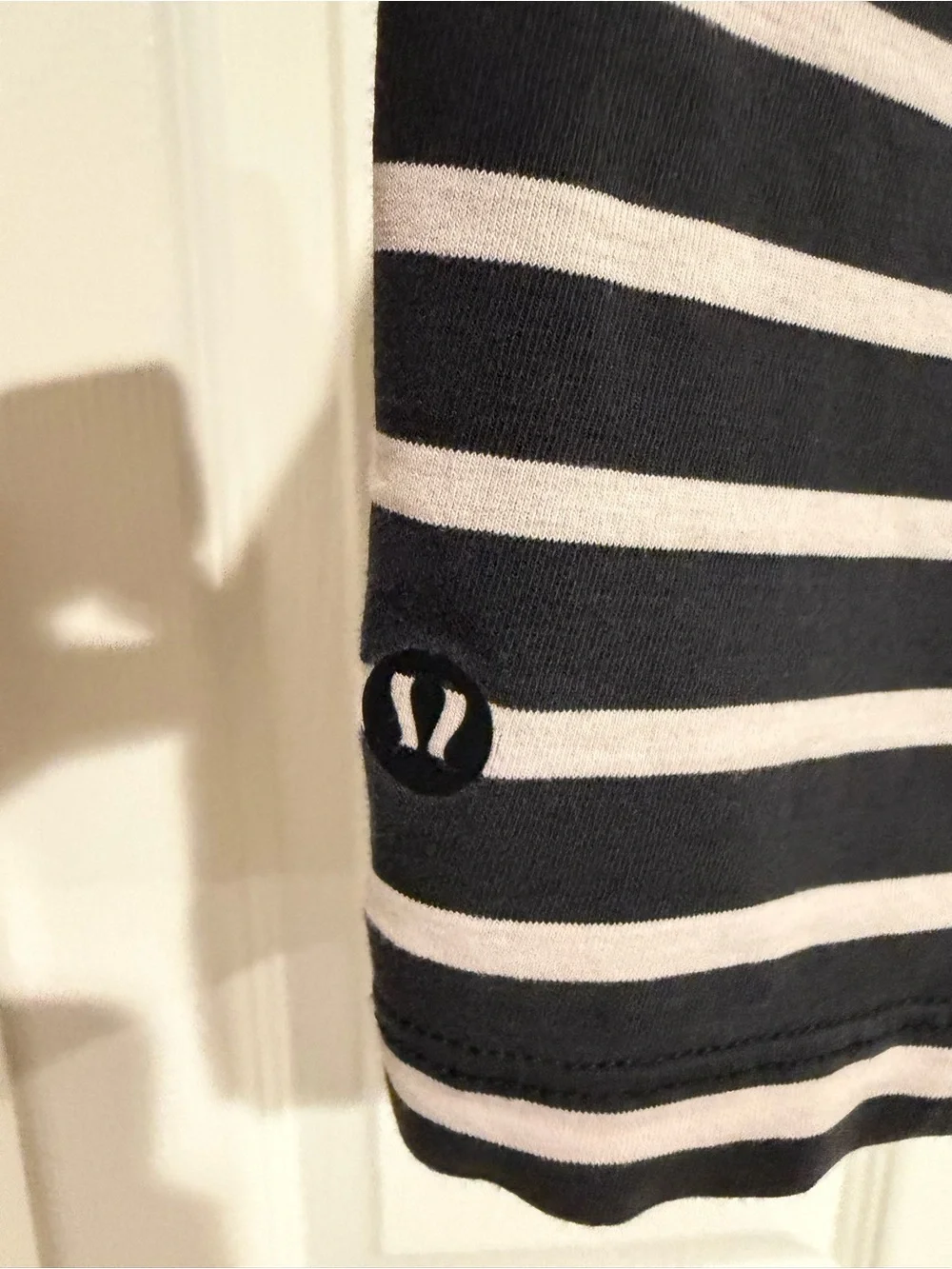 Lululemon All Yours Tee *Vitasea Yachtie Stripe Black Chrome Size 12 DAMAGED